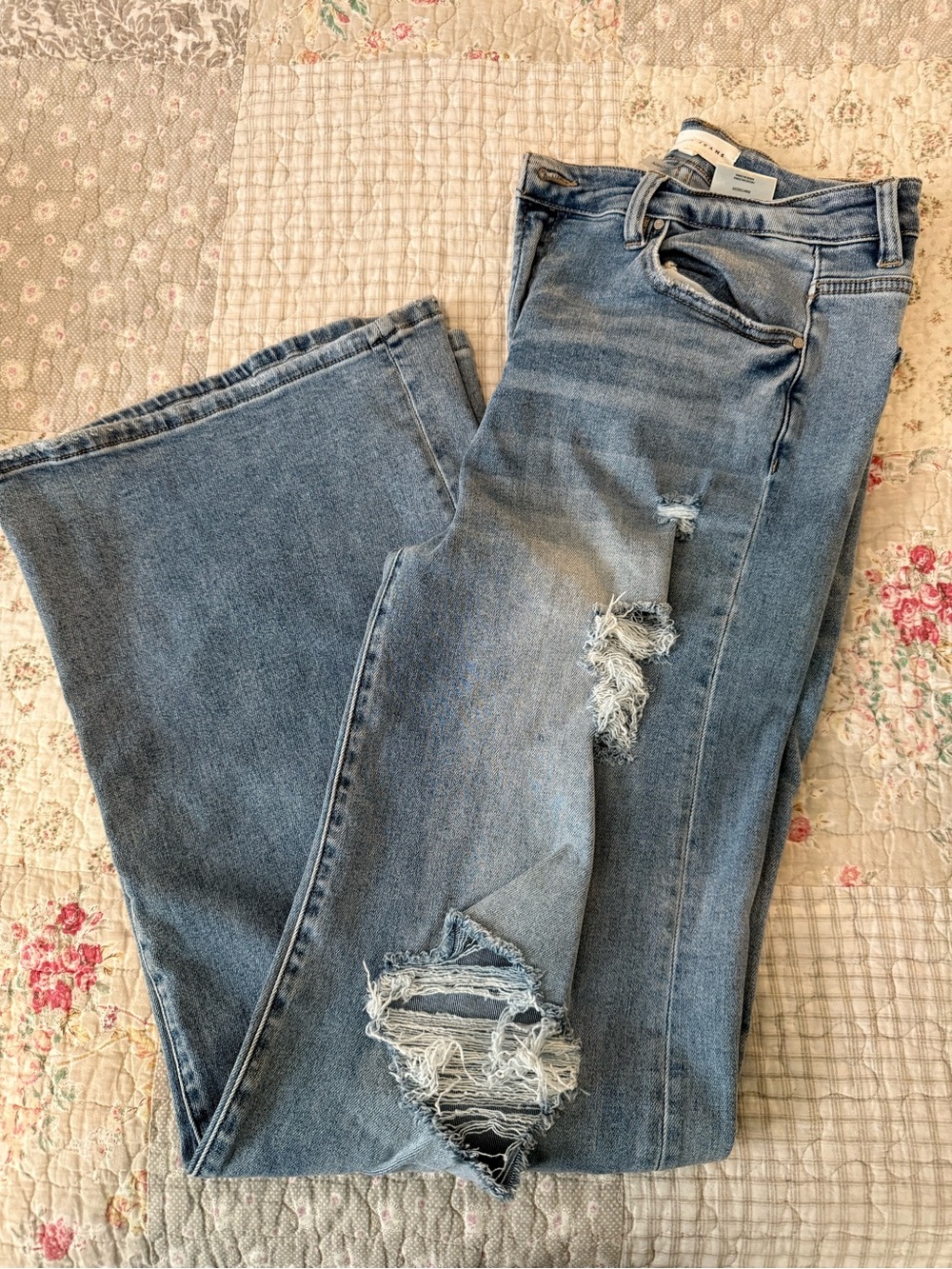 Risen Classic Light Blue Distressed Women's Jeans wide legs